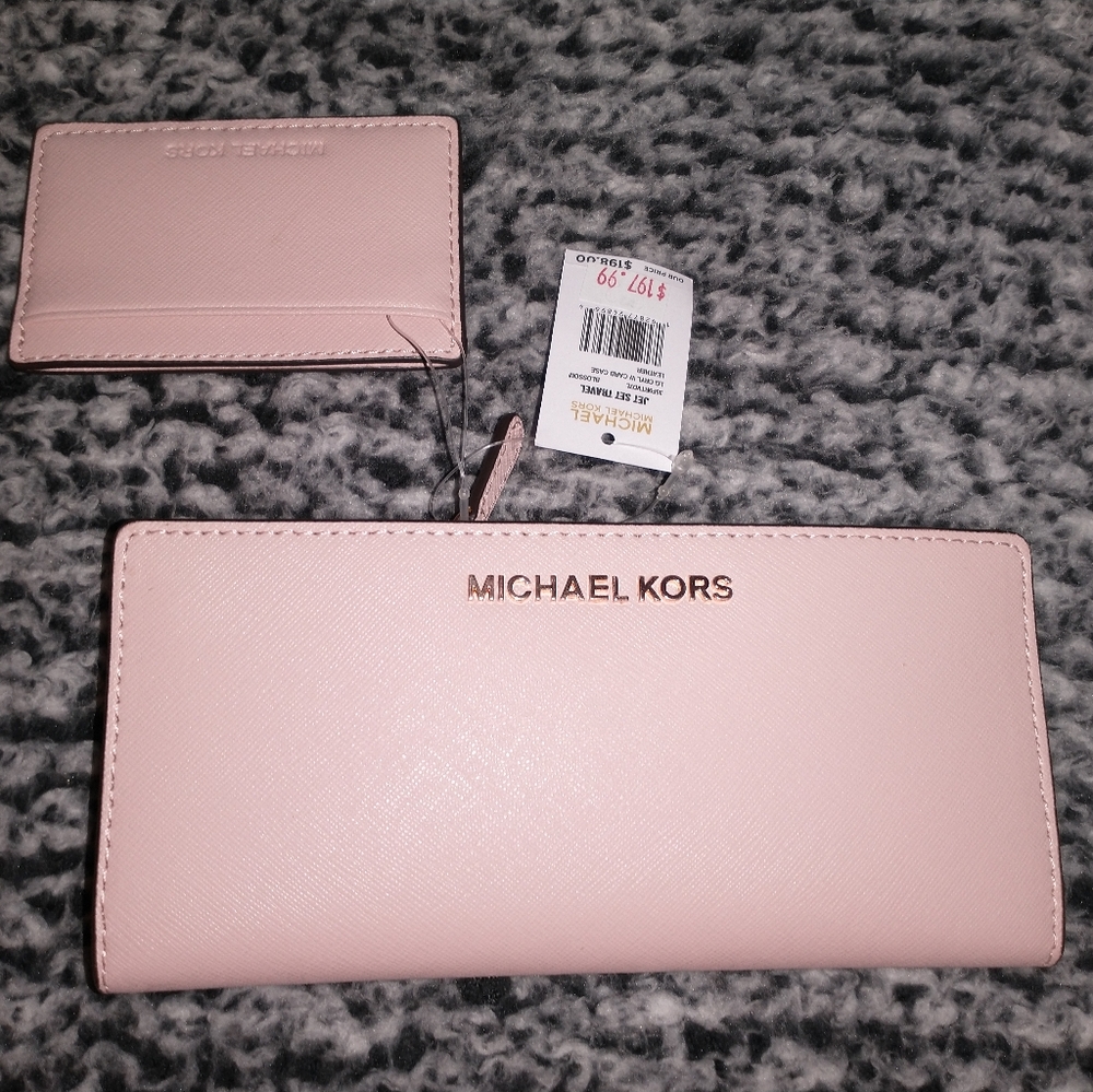 Michael Kors wallet